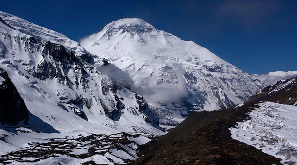 Dhaulagiri I on ascent to French Pass