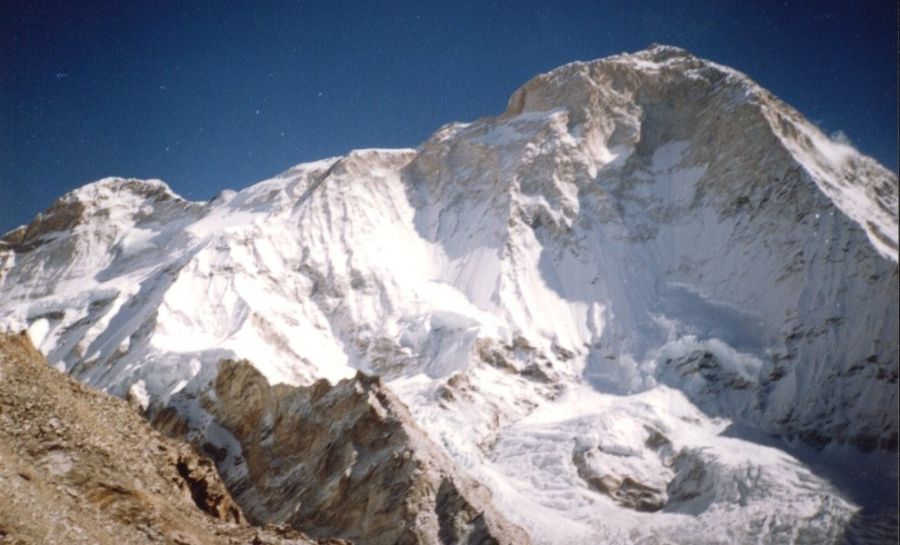 Mt. Makalu from c6000m above Advanced Base Camp