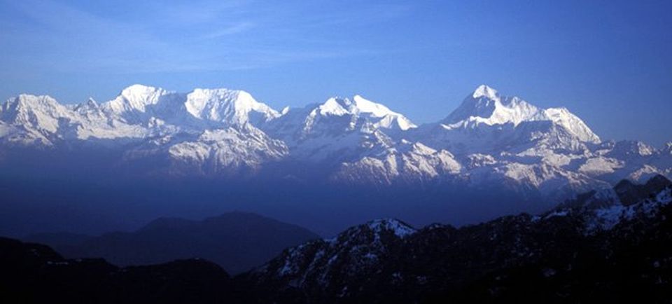 Chamlang ( 7319m ) and Makalu ( 8463m ) from the Milke Danda