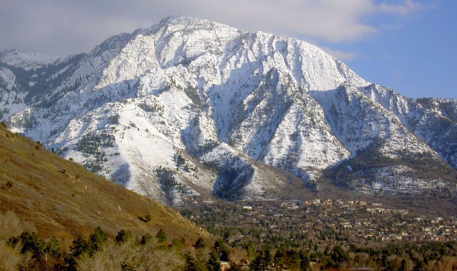 Mount Olympus ( 2917m ) - " Home of the Gods " - highest mountain in Greece