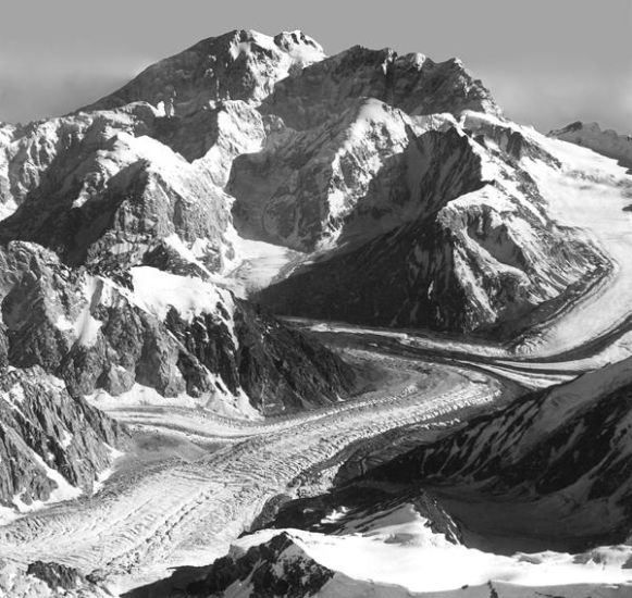 The Seven Thousanders - Tirich Mir ( 7708m ) in the Hindu Kush Mountains of Pakistan