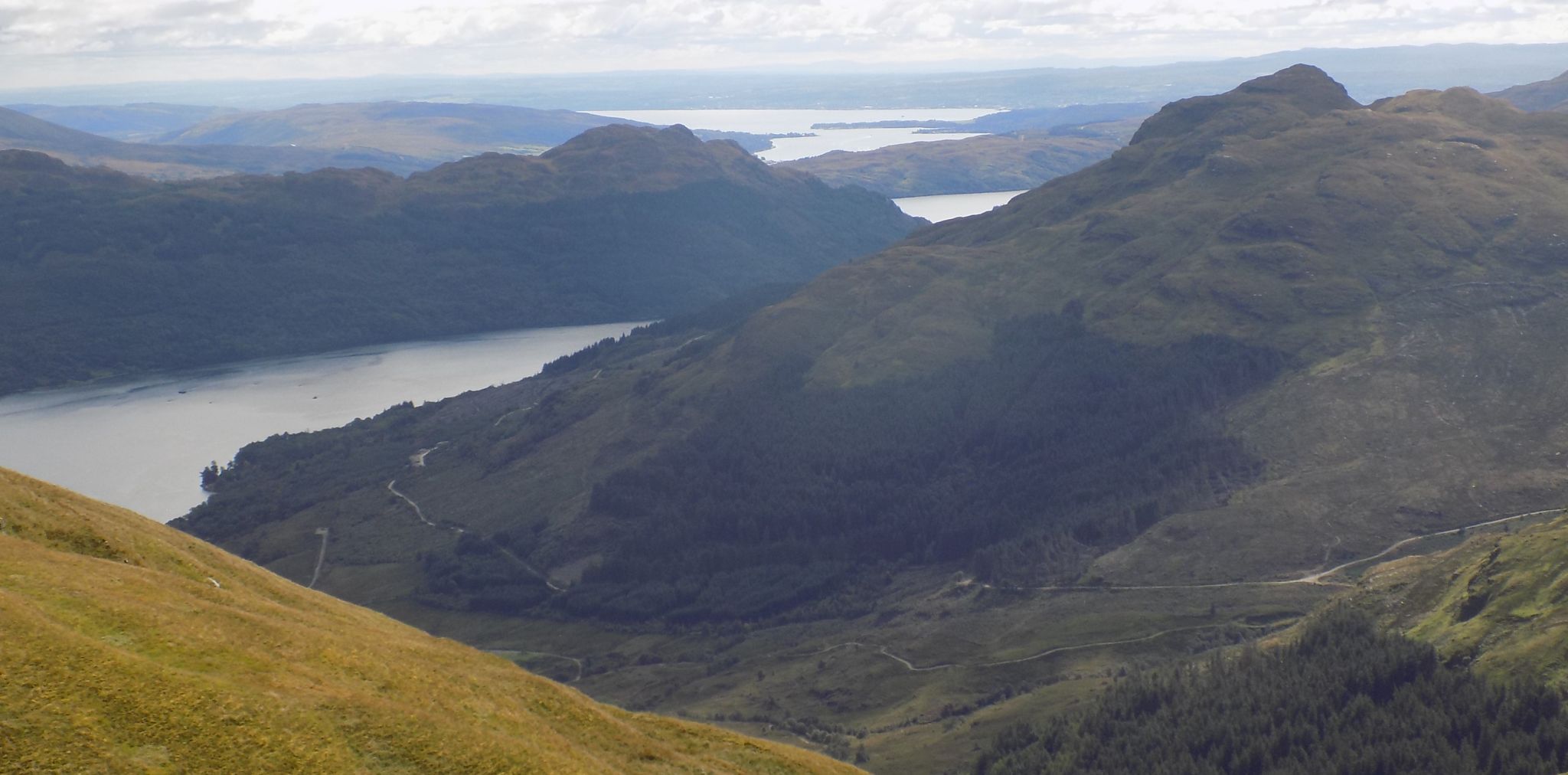 Crags beneath summit of Beinn Bheula